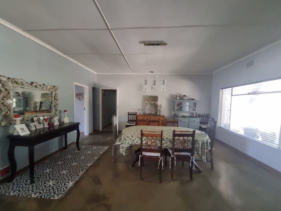 4 Bedroom Property for Sale in Calitzdorp Western Cape